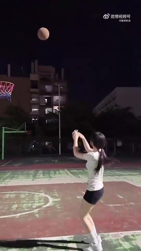 就小姐姐这套运球，应该很多吧友都做不了吧？